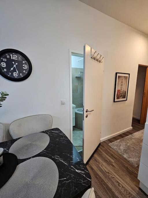 Affordable Suite In Vienna'S Hotpoint Eksteriør billede